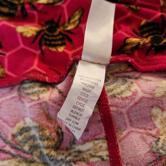 LulaRoe Womens Tall and Curvey Dark Pink with Bees Leggings - Picture 6 of 7